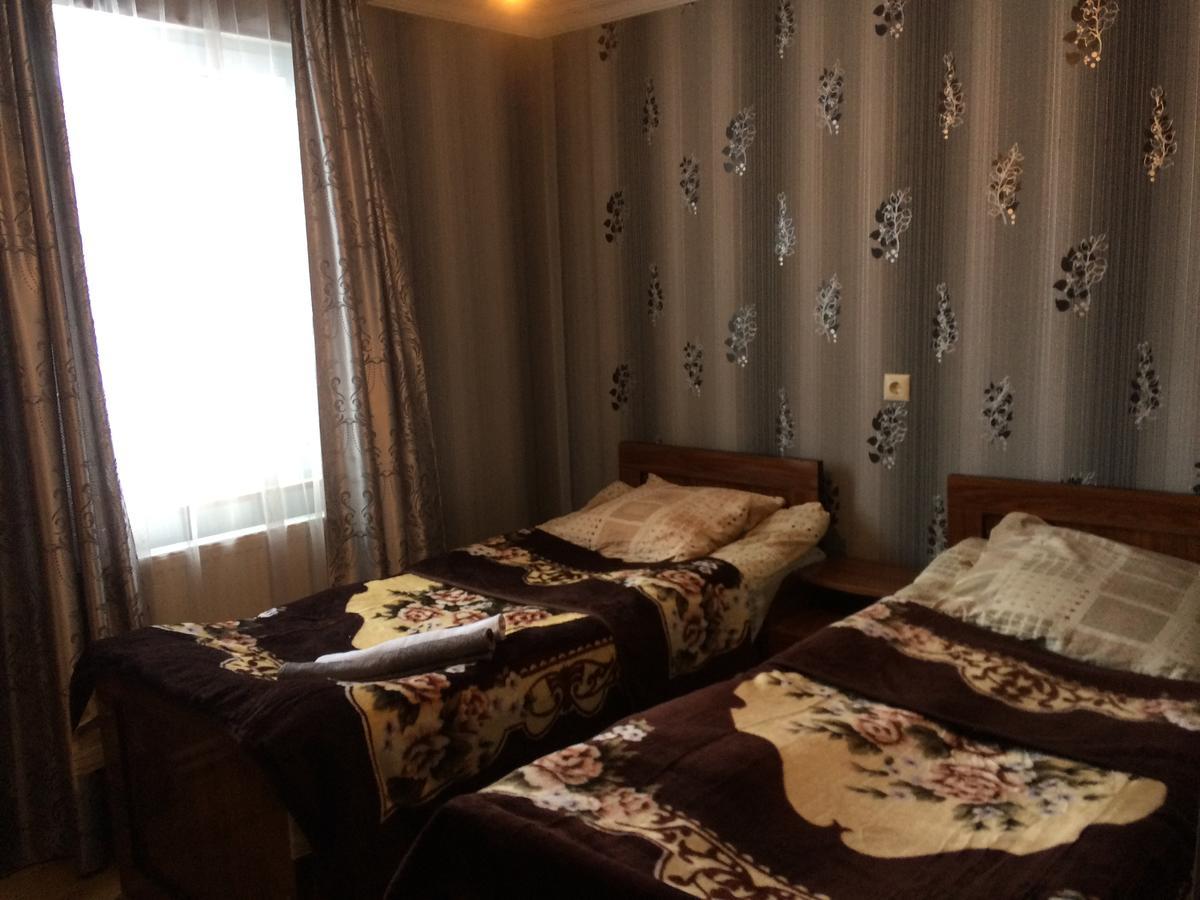 House Mon Amie Hotel เมสเตีย ภายนอก รูปภาพ